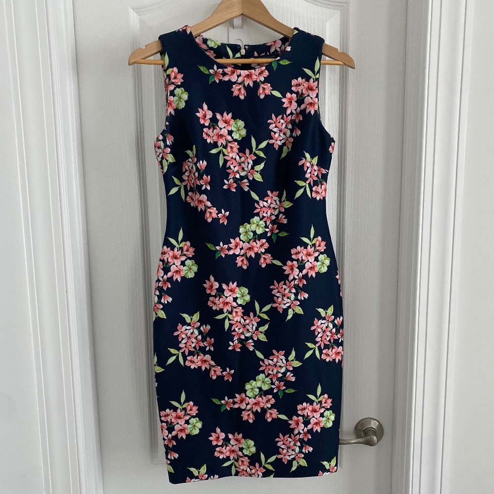 Sleeveless MIDI Dress